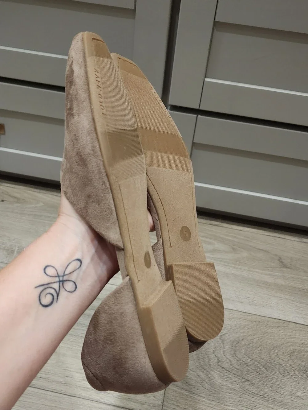 Old Navy stylish taupe